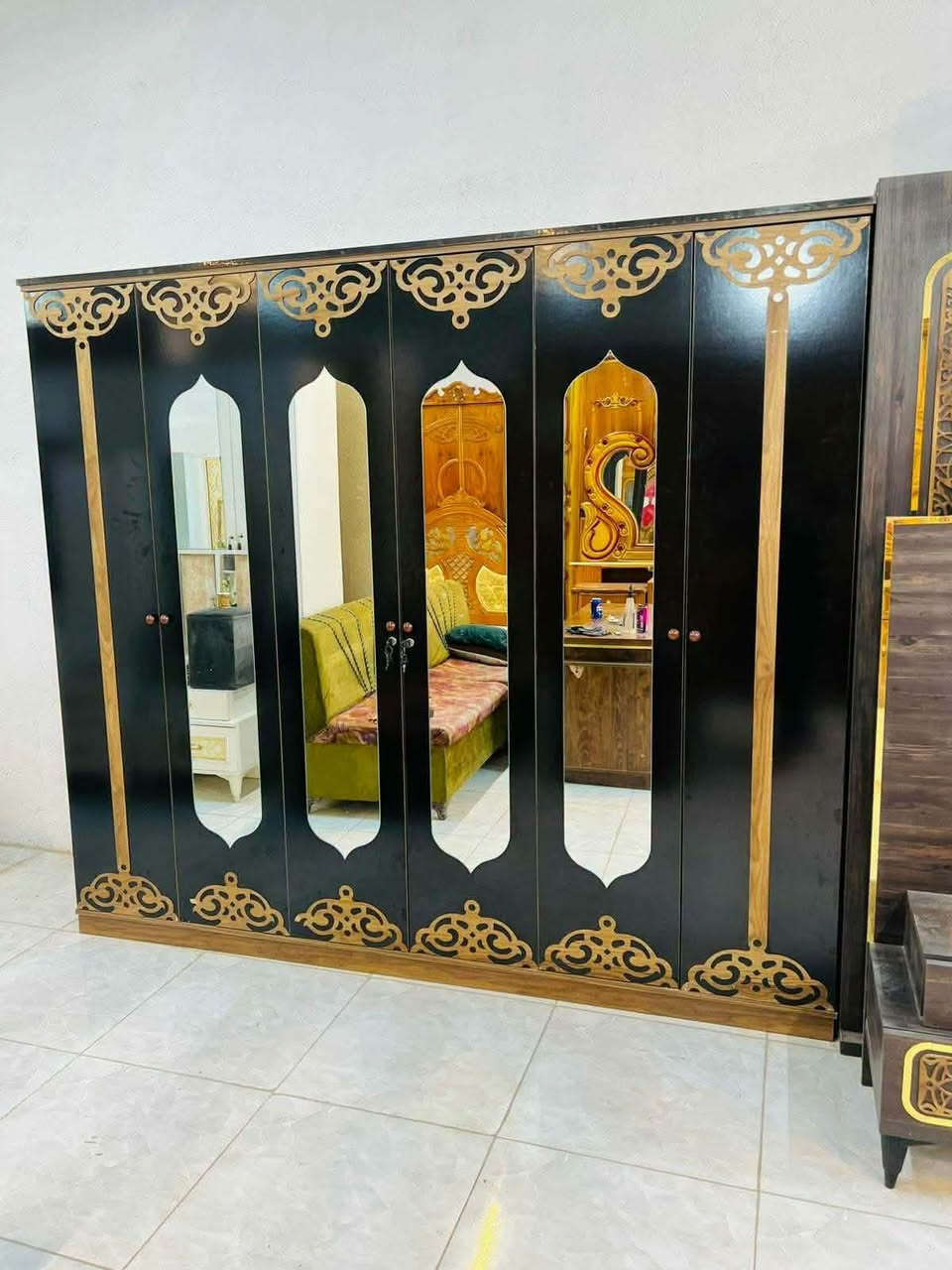 غرف نوم للبيع الاستفسار مراسلة ***********
