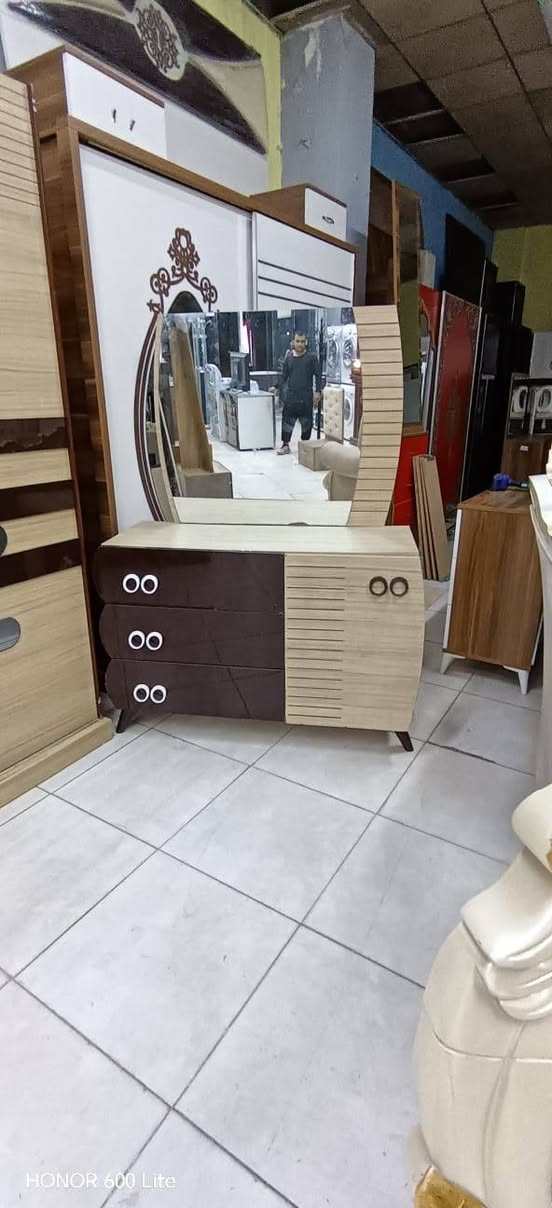 غرفه نوم اسلايت تركي نضافه 100%100 بسعر 375  الف فقط شد ونقل مجانا داخل اربيل توصيل الموصل 50 الف فقط التواصل ع ارقام التاليه *********** وتساب
