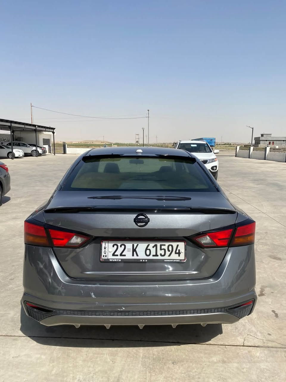 نيسان التما موديل ١٩ ضررها قطعة وحدة صبغ سيارة جديدة ماشية ٩٤ كلشي وضع شركة حيل نضيفة ***********
