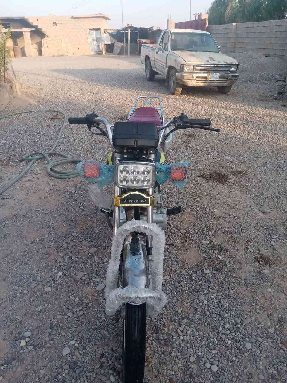 السلام عليكم موطور للبيع موديل موديل ٢٠٢٠ كهربايات شغالة دشبول شغال شاير جديد جوزة جديد نشاط فول سلف شغال السعر ٣٤٠ وبية مجال شوية الاخاص مفتوح او الا تصال على رقم *********** واذ اكو امراوس ب ٢٢ او ٢٣ وانطي فرق قليل هم يرهم
