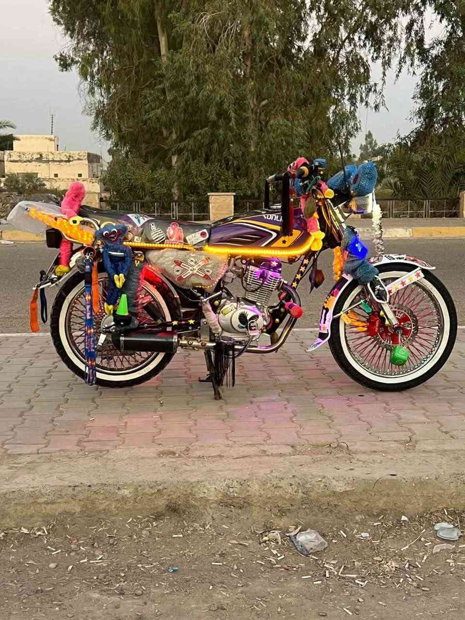 مكلف بلنشر. السلام عليكم
مطور تايكر مديل 25 محرك ابيض 
برغي ما مفتوح مطور معتنين بيه جنبزه نضافه تجي شوفه احلى بهواي من صور 
ضمان طيك بيه المطور محتاج ورح بيعه الشراي هلى بيه وشراي الة هدية وية المطور
ورجاء الكله سعر لا يكلي هواي مطور شوفت عينك متعوب عليه ومصروف الرقم  ( *********** ) الشراي يتصل عل هاذة الرقم
