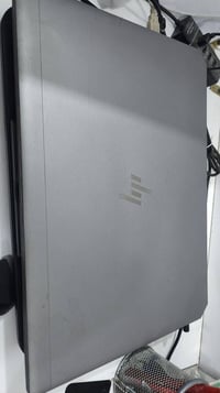 EliteBook 820 • i7 الجيل ٩ • ٣٢ جيجا رام
