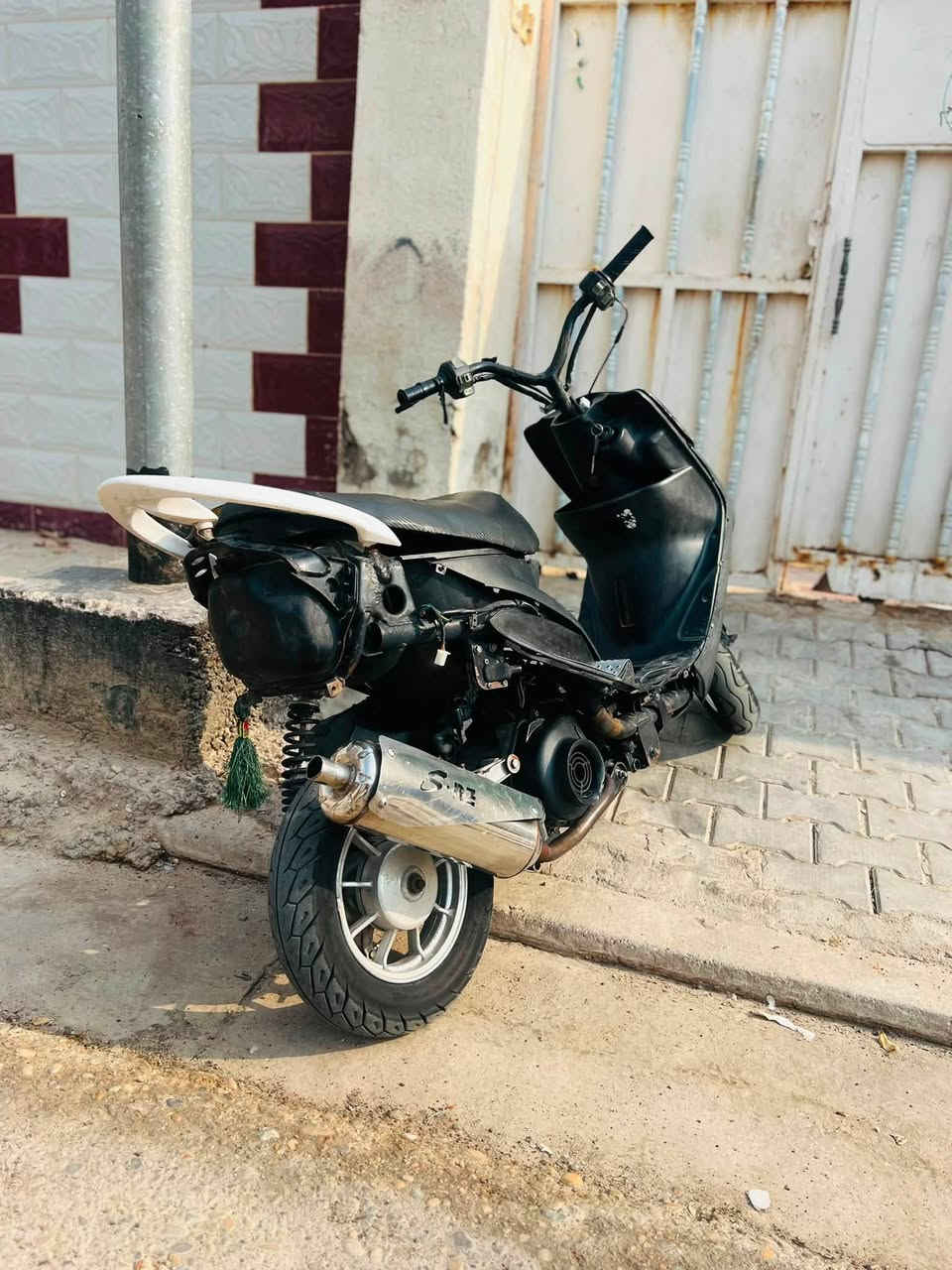 عدله 55 حربي دراجه هاون كامله دراجه ما ناقصها شي هندر  سلف مابيها عوزها راجز دراجه لميته ما تجي هندر واحد سعر 500 وبيها مجال الرقم ***********فقط واتساب
