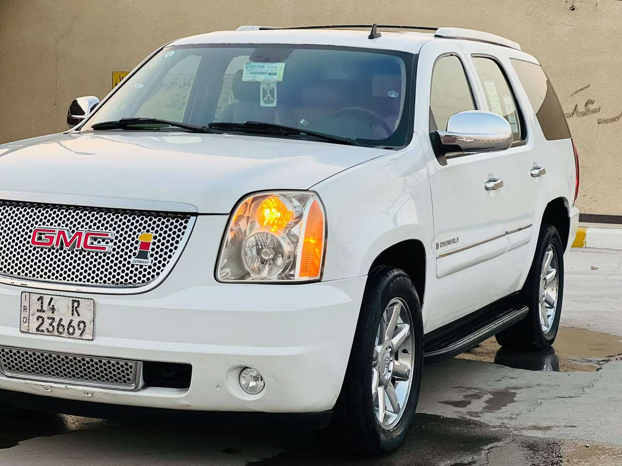 السلام عليكم للبيع يوكن ابتر موديل 2007 رقم بصره الانكليزي سنويه مجدده 2030 بأسمي مكفولة من الكصه والنقل الجثه والضربه مكينه وكير جدد حداده 100٪ طخم تاير ويلكب جدد تبريد 3 قطع شغال ثلج سياره فول مواصفات كلش سياره جاهزه وجديده السعر ١٣٨ ورقه قفل 🔒 الاستفسار الرقم *********** مكان السياره البصره مصفئ النفط الشعيبه البصرة, العراق
