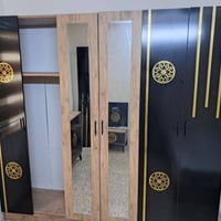 والسلام عليكم غرفة 6بيبان للبيع تركي مكسورة باب بيهة عارضهة 300و بيها ...