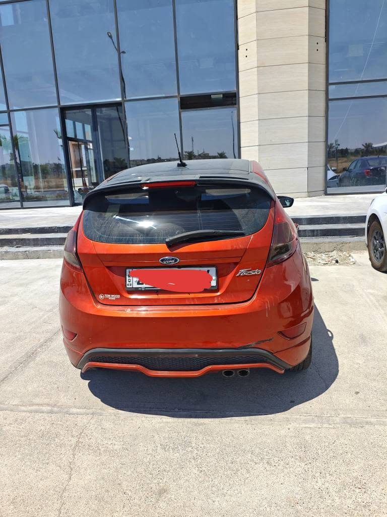 Ford fista 2019 St line سه ياره كي جوان وخاوينه بي كيشه ييه دوو بؤ سي پارجه هه ييه بي ناوگرت بي ئيرباك سه نه وي و ره قه م و ژينگه و بان و خرامه هه مووي به شه رته بيلادي ناوي ليده نرخي 85 وه ره قه  *********** أربيل, العراق
