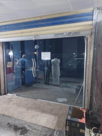 محل للإيجار • حي ١٧ • قرب التقاطع