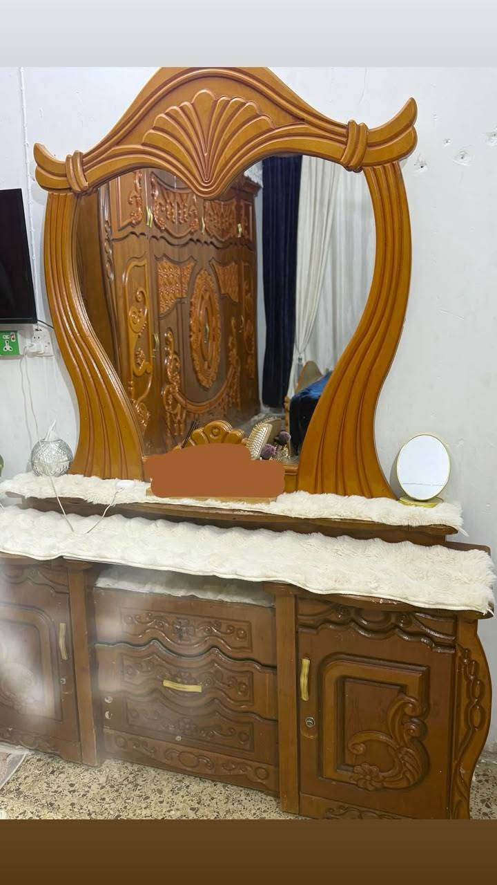 غرفة نوم تسكام للبيع
الاتصال بالرقم ***********
