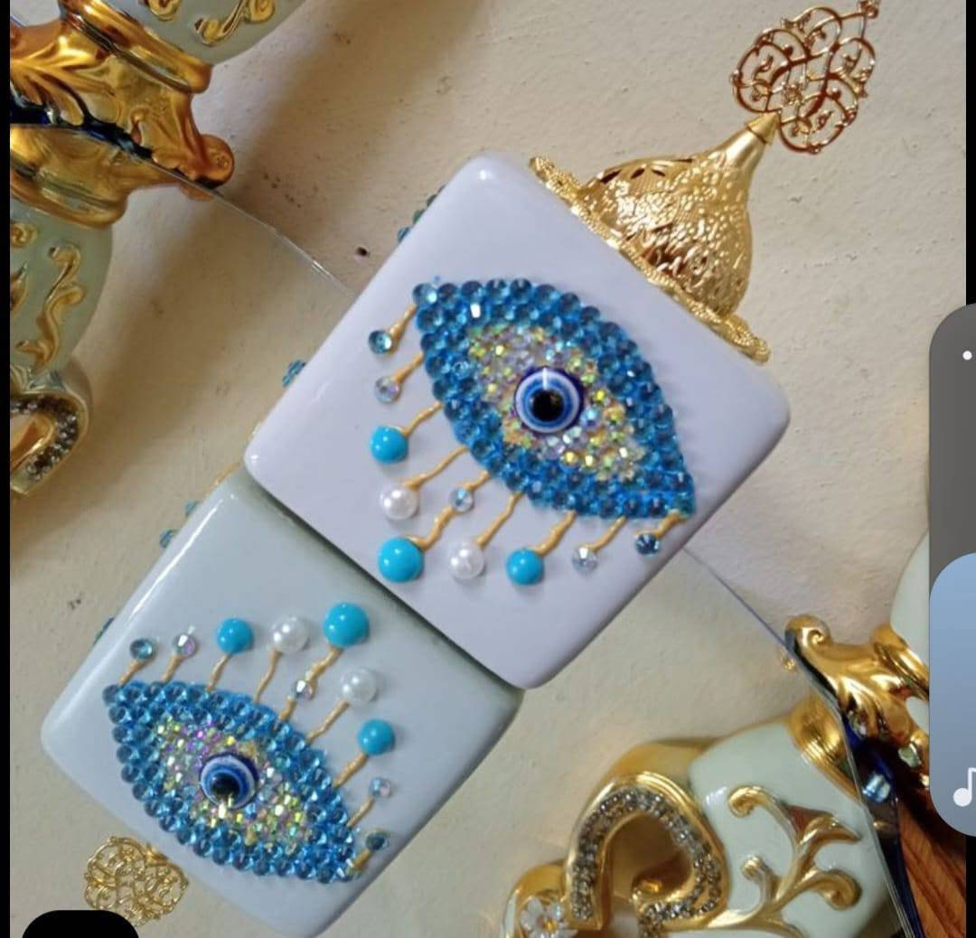 كوب بـ الاسم حسب الطلب ✨
السعر 5 التوصيل مجاني 
فرجة شعر طبيه 
مرايه 
مبخره 
متوفر بكج كامل 
الكتابه لا بغسل ولا بحراره تروح 
والالوان حسب الطلب 

للاستفسار واتساب فقط (***********)
