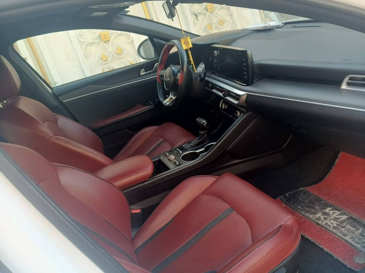 🔹ألسلام عليكم🔹🚗 🚗
كيا K5 2023 ' وارد امريكي رقم بغداد انكليزي السياره بيها طخه بل جأملغ الخلفي موضحه بل صور وبيها ضربه بلبونيد معمره على گدها 

🔸 المواصفات🔸

🔹المقاعد جلد تدفئه وتبريد وتحكمات

🔹 بصمه تشغيل عن بعد

🔹شاحن لاسلكي

🔹المحرك  GDI توربو 1.6

🔹180 حصان 264 عزم الدوران

🔹الگير 8 سرعات DCT دبل كلج

🔹 دفع أمامي FWD

🔹تحكمات وتدفئه سترين

🔹 شاشه 12.3 أنج + شاشه دشبول 12.3 أنج

🔹12 سماعة 

🔹خزن ميموري للسائق

🔹رادار أمامي + مثبت سرعه 

🔹كاميرات 360 درجه 

🔹لدات أماميه متكيفه + داي لايت 

🔹وياله حجم 18 

السياره فول مواصفات عدا الفتحه سياره نضيفه وجاهزة 

💸السعر 170 

📍 بغداد - رئاسة العبيدي 

📲*********** واتساب 

📲*********** أتصال
