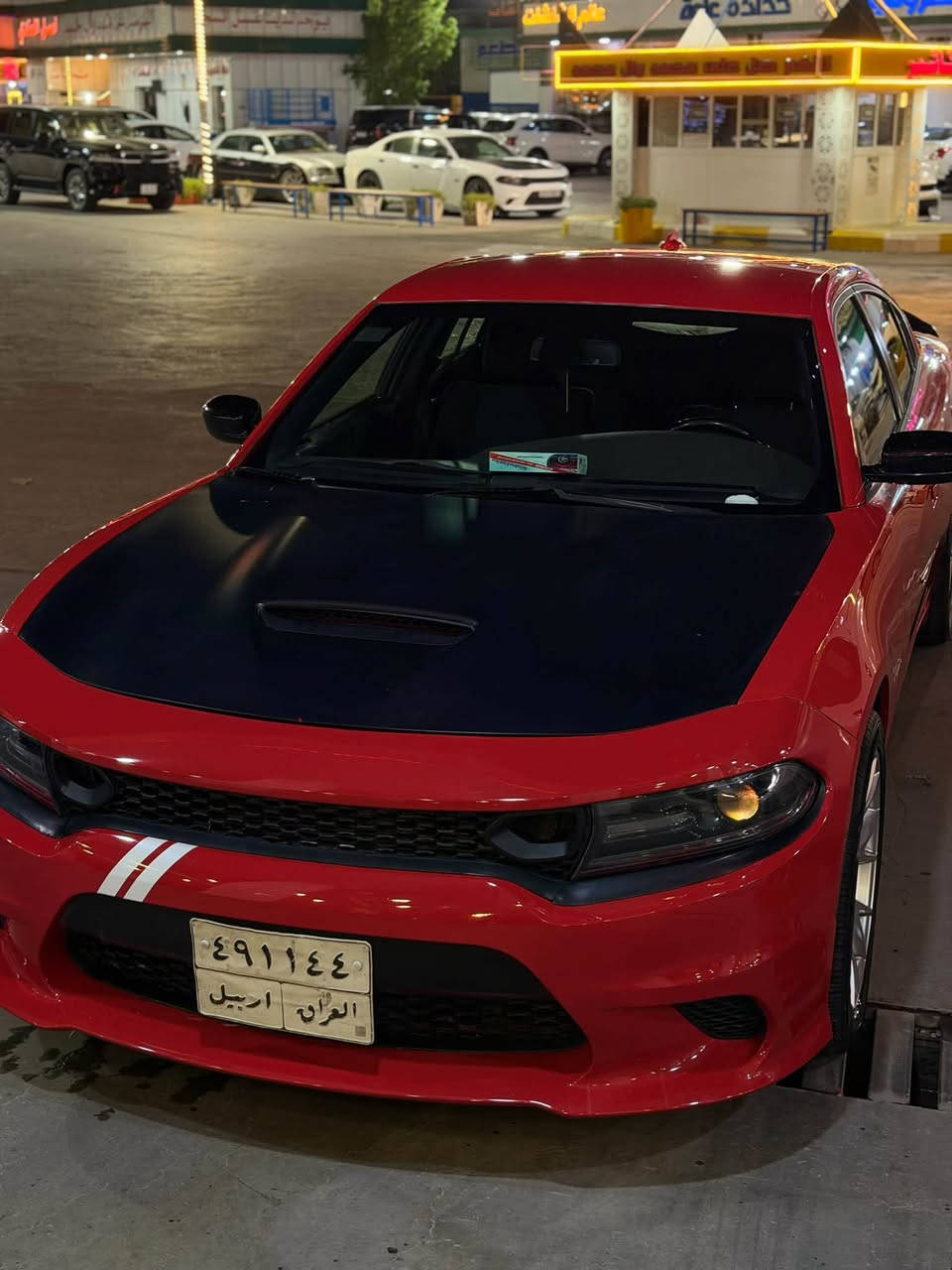 جارجر ارتي٢٠١٧ بيه بنيد مبدل وجاملغ بس مقسم لا ضربه ولا صبغ ايرباكات سليمه بيه بارد بلجاملغ الخلفي مكاني بصره تنومه *********** سعر185
