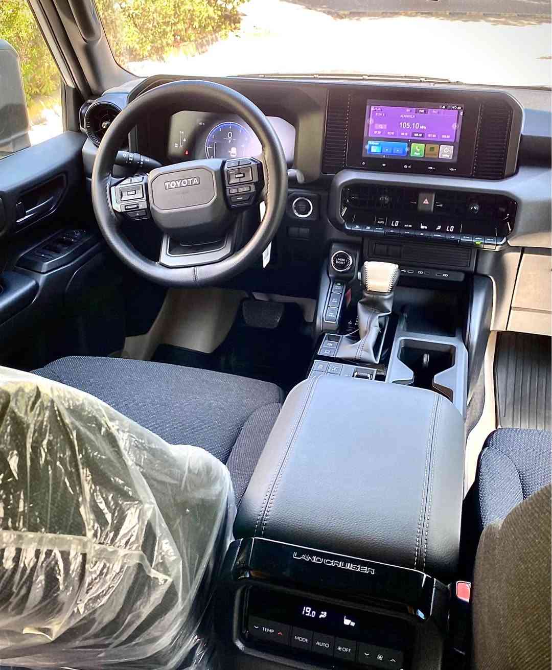 للبيع Toyota Prado 2025

✨ برادو وكالة ساز | Toyota Prado
🤍 لون أبيض أنيق
📅 موديل 2025
🛣️ ماشية 4,816 كم فقط
📍 رقم بغداد
🏢 السيارة على وضع الشركة
✅ مواصفات وكالة

🚗 سيارة راقية، عملية، وتجمع بين الفخامة والقوة.

📍 موقع : بغداد
📞 للتواصل: *********** بغداد, العراق
