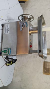 مكينه ثرم لحم تشتغل سحب وطني استعمال يومين فقط TK22 ثرم 36g. السعر 375...
