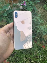 ايفون اكس ماكس • ٥١٢ • بطارية ٨٢