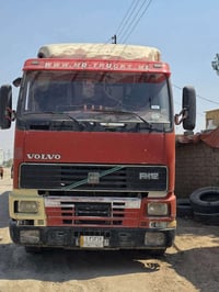 فولفو • بلنشر • كوت بتار