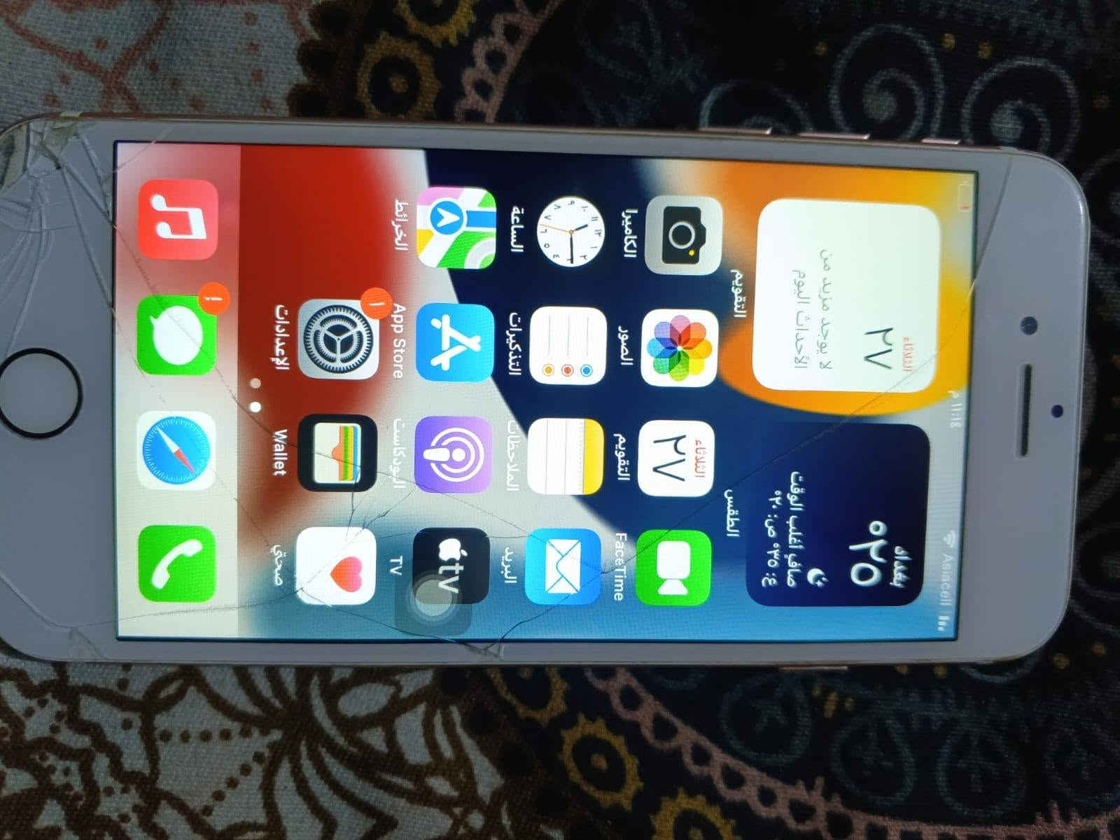 ايفون ٧ • ذاكرة ١٢٨ • شاشة مكسورة