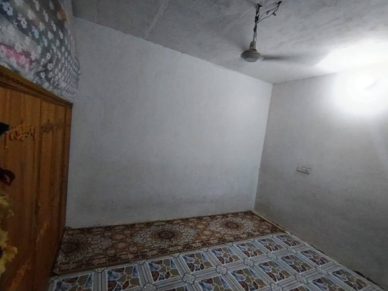 سلام عليكم
بيت مساحه 105متر كامل حي الحسن العسكري مقابل مدرسه الحشد سعر 55وبي مجال للاستفسار على هاذ رقم ***********
