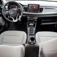 للبيع | كيا ريو (Kia Rio) 2023 – فول مواصفات 🔹 الموديل: 2023 🔹 الفئة: ...