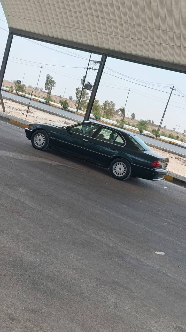 سلام عليكم
BMW e38 (كاسحه)
735.  محرك 44 
موديل 96
سياره على وضع شركه بدون صبغ 
تحكم ستيرن شغال 
صندوك شفط 
مري كهرباء +شفط 
كشنات كهرباء+خزن
صدر جديد امامي خلفي 
تشغيل ذكي 
سنتر لك شغال 
تبريد ثلج 
تخم تاير 
حساس خلفي امامي شغال 
كهربأيات سياره على وضع شركه الكل شغاله 
برده خلفيه كهرباء 
تحويل ثاني يوم 
سياره مكفوله من كل شيء 
مكان سياره كربلاء 
سعر 68 
رقم ***********
