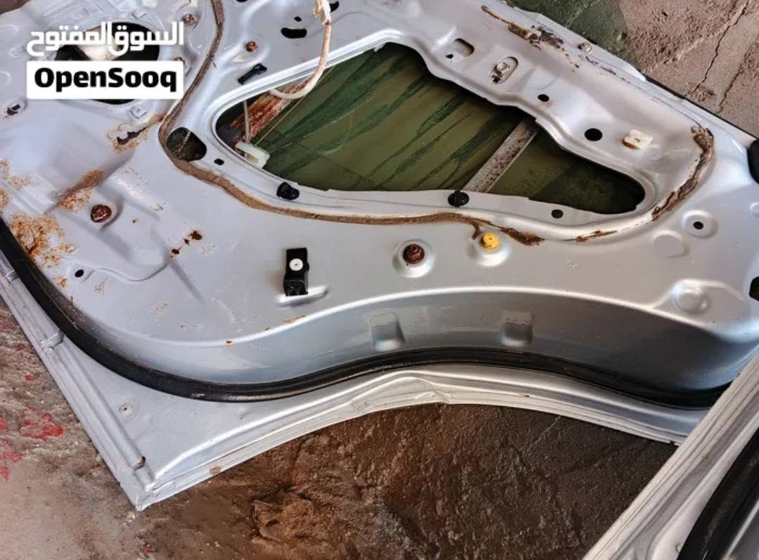 بيبان راس الثور فلات مع جام عدد اربعة بلاد  
البيبان بحاله جيدة 

العنوان بصرة شط العرب 
للتواصل ***********

السعر 150 الف وبيهن مجال حك الجية 

علما لا يوجد توصيل

نص مكتوب في الصور:
- السوق المفتوح OpenSooq