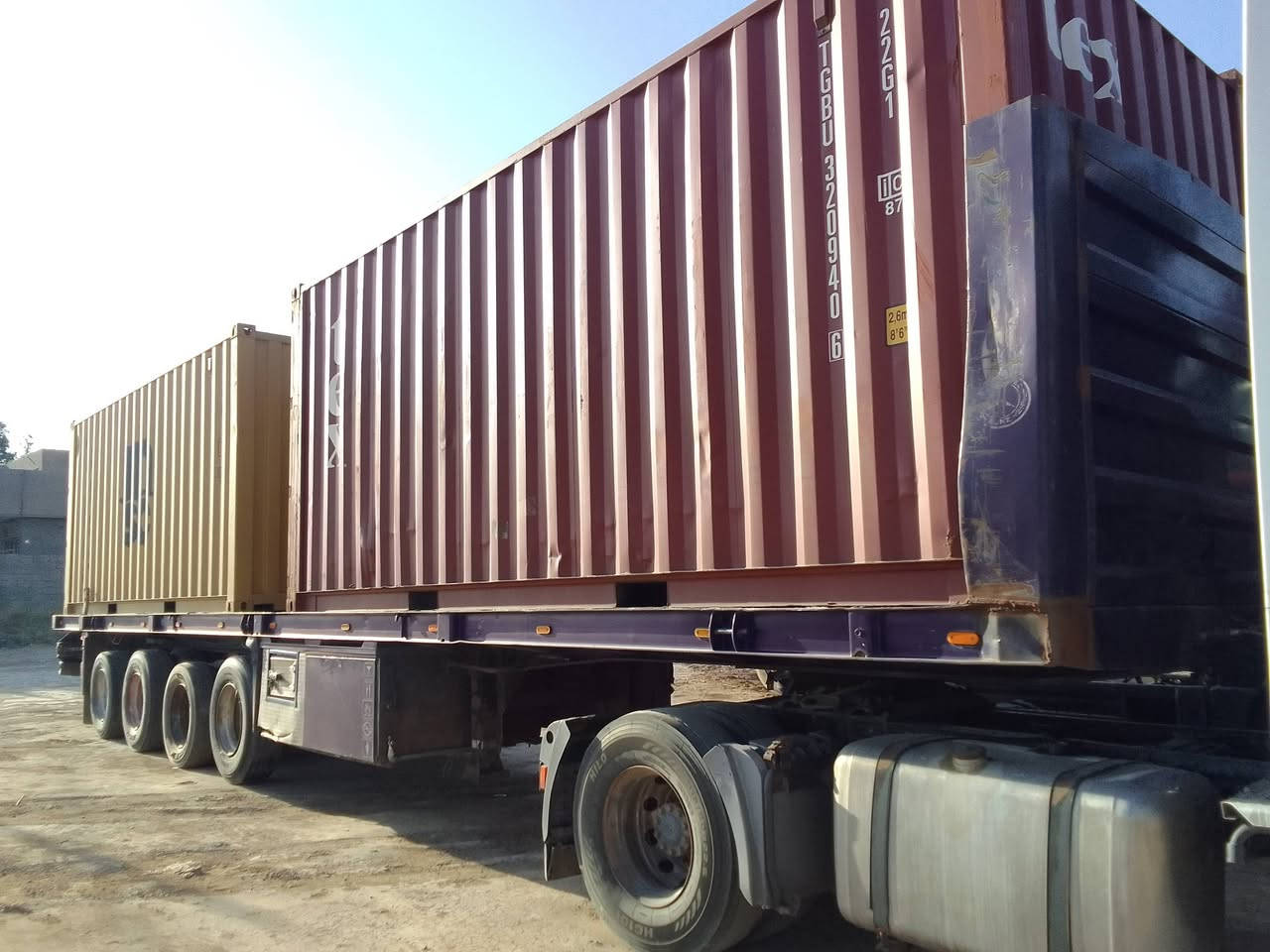 عربانة حدادية للبيع شاصي 16 دناگير 14 صيني 4 محور طول 1360 السعر 120 وبيها مجال الاستفسار ***********
