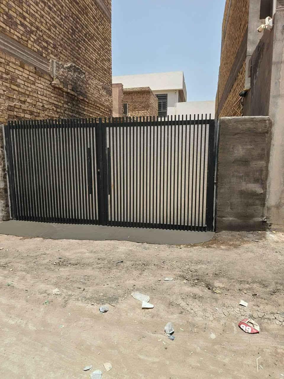حداد متنقل
لعمل كافه انواع الحام ابواب شبابيك محجرات سقائف

ابراج واجهيات ابراج محميات و مراجيج مع كافه عمل التصليحات
واتسابي***********
