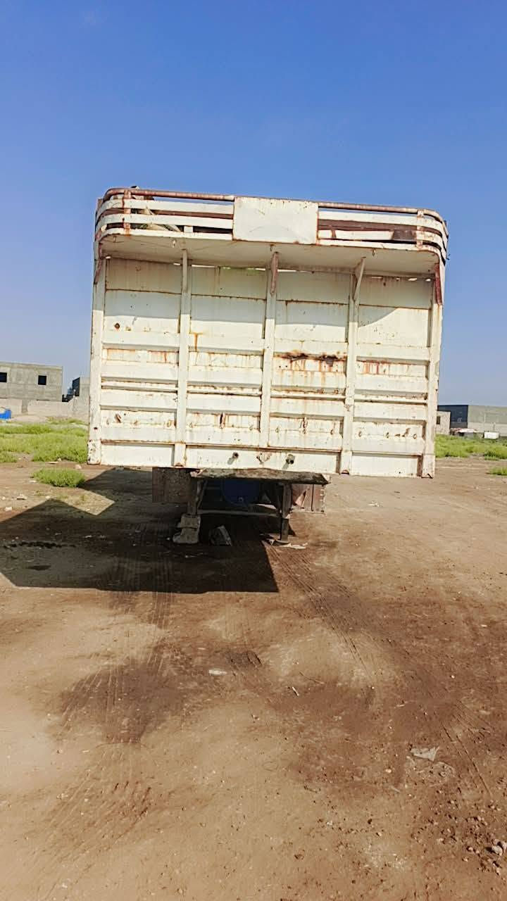 السلام عليكم عربانه حداديه للبيع وترهم مراوس بعربانه اربع محاور حداديه وبالفر ق يلعب ***********
