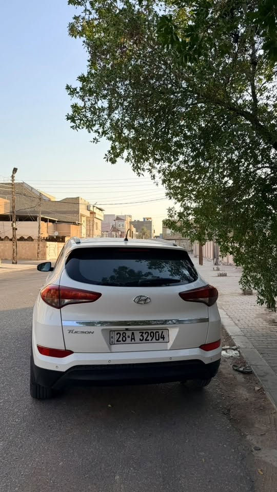 سلام عليكم
توسان 2018 خليجي
مكفولة عدا اصبع بارد بالبنيد و بالجاملغ فقط
نظيفة جداً السيارة 
ترايها كلش حلو 
ماشيه ١٠٠ كيلو
رقم نجف
مكانها نجف 
السعر ١٧٢ و بيها مجال للشراي
تواصل 
***********
غير متواجد على الفيس
