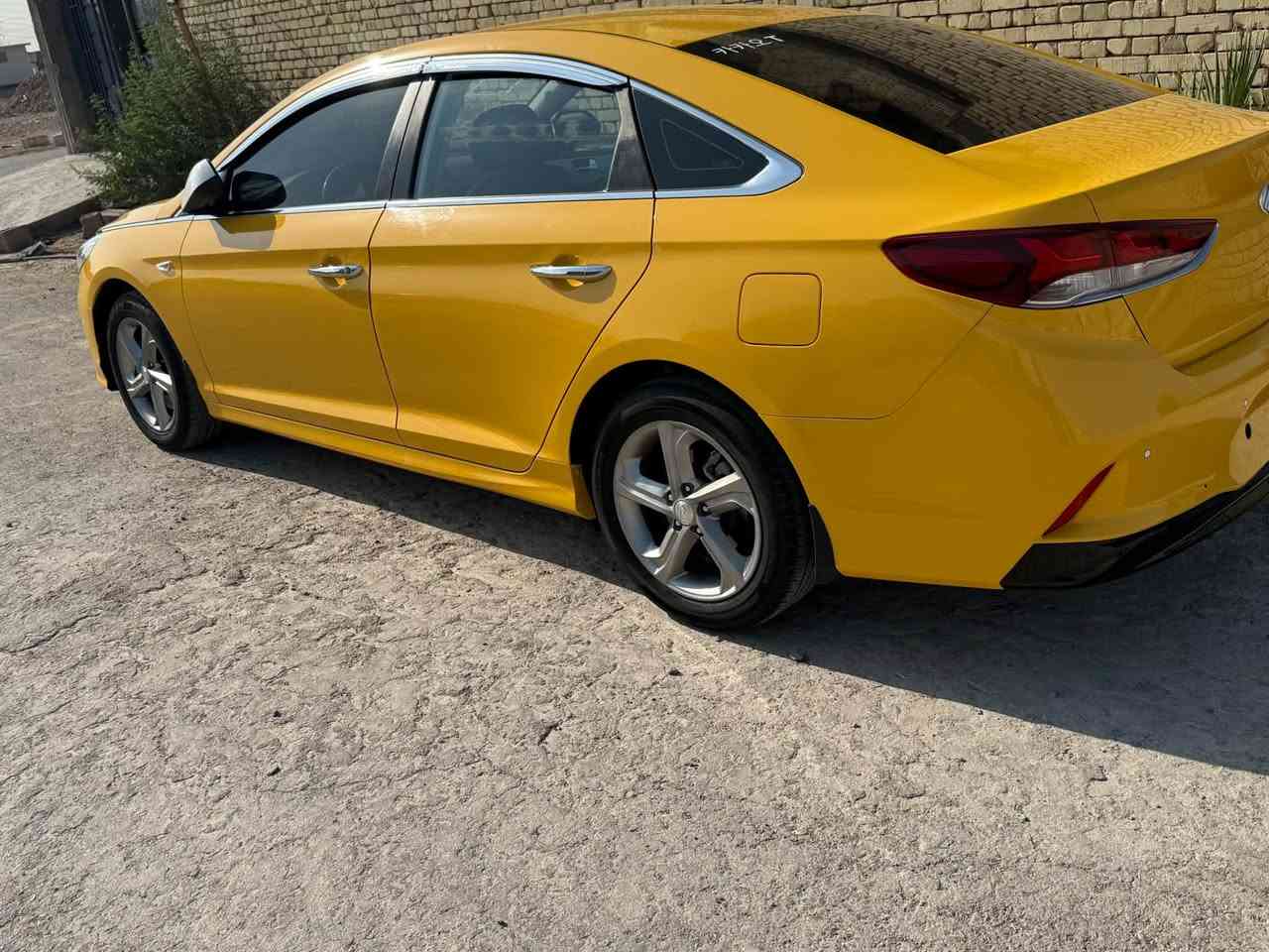 سوناتا 2023 اصل وارد كوري غاز ابلاد رقم بصره
مكفولة كفالة عامة فول ما عدا البصمة
محرك 2000 Lpi غاز 
ماشية 90 الف 
رادار 
توقف ذاتي 
كروز سرعة 
سايدبريك كهرباء
شاشة كاربلي
مضخم صوت (دمام)
ويل كب 17 
كشن كهربائي
تدفاة وتبريد بالكشن
حساسات خلفية
مرايات كهربائية 
السيارة جديدة كلش 
السعر .. اتصل 
الاتصال ***********
العنوان البصره القبلة
