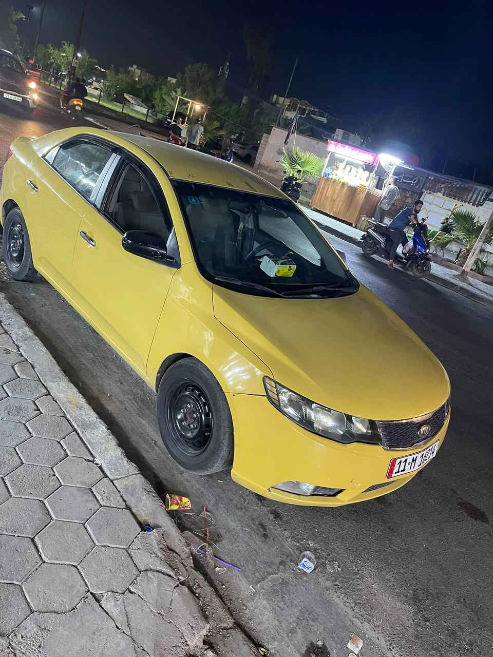٢٠١٢مكينه ٢٠٠٠ جديده للبيع ***********
