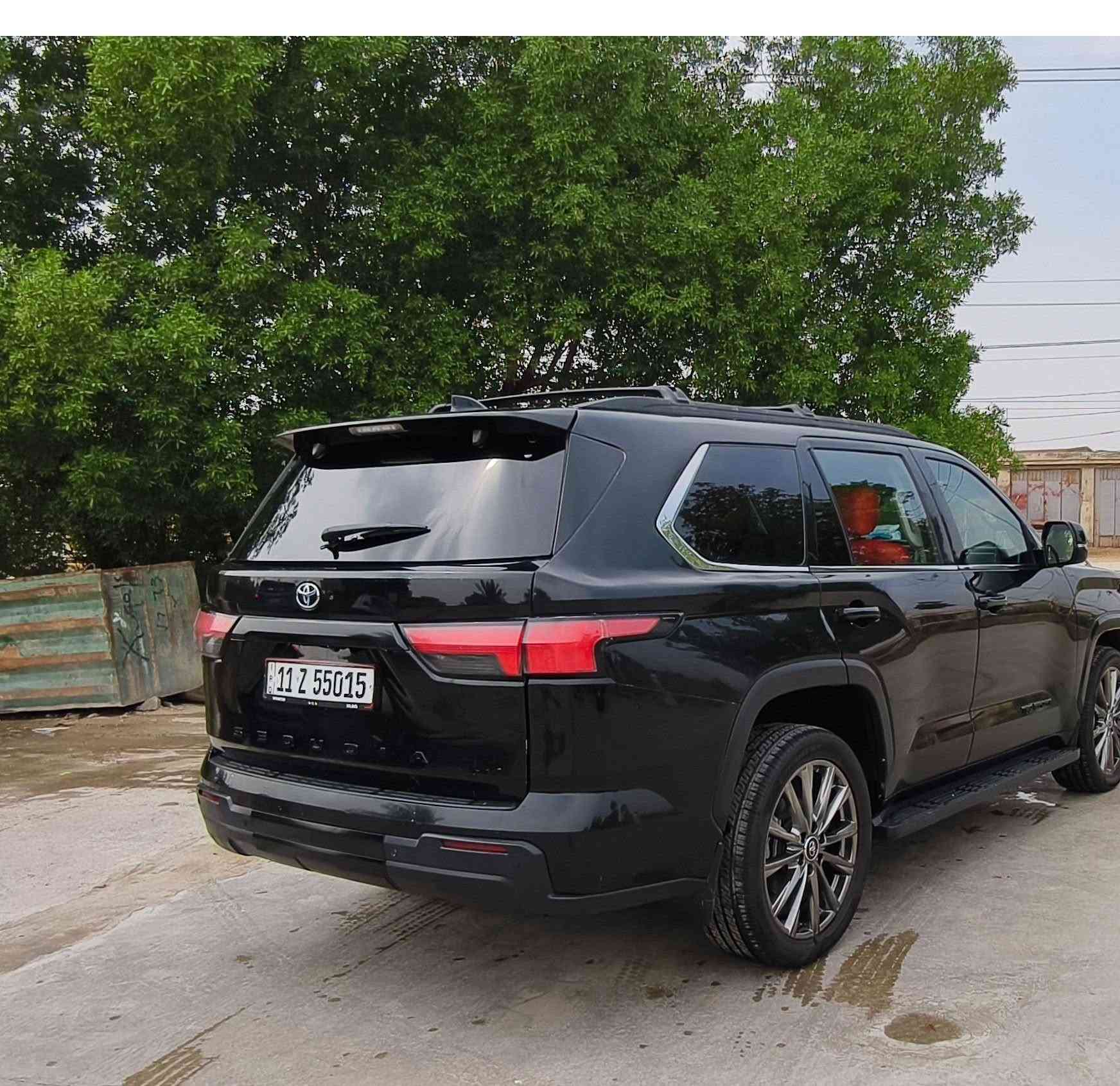 سلام عليكم 
تويوتا سيكويا 2023 للبيع فقط 
TRD SPORT 
سياره حادثها موضح بلصور صبغ فقط العركجين الجاملغ رجع بارد 
ماشيه 43الف
بجم كبس سياره متعوب ع تصليحها ويل لكزز 25 مع تخم تاير 
مكانها ديوانيه 
السعر  40 يعني أربع شدات 
***********
