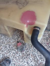 شغلي تصليح جميع تانكيات سيارات وبضمان مكاني بغداد الحسينية 07701761207