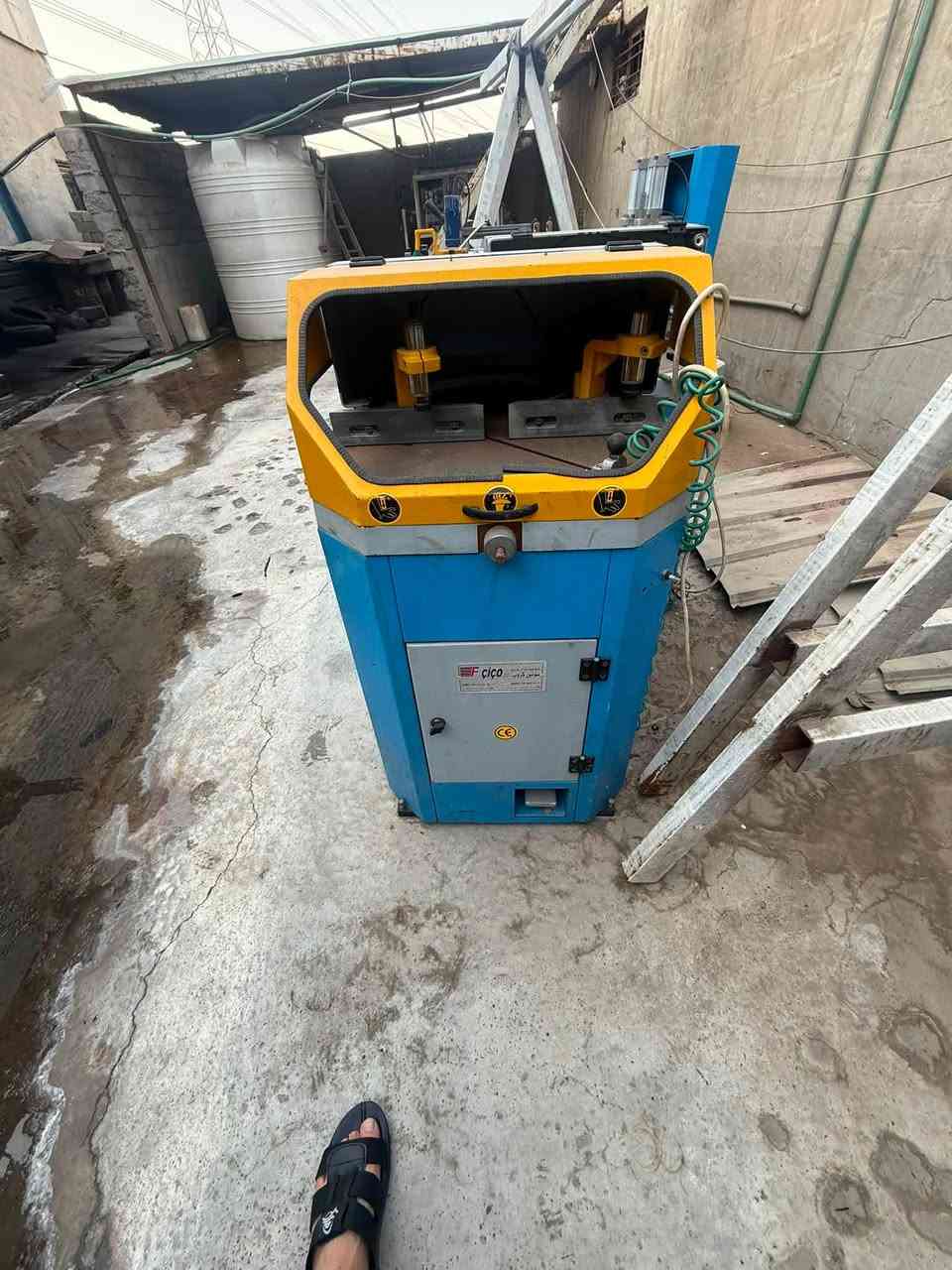 معمل pvc للبيع 6 قطع سعر مناسب جدا
***********
