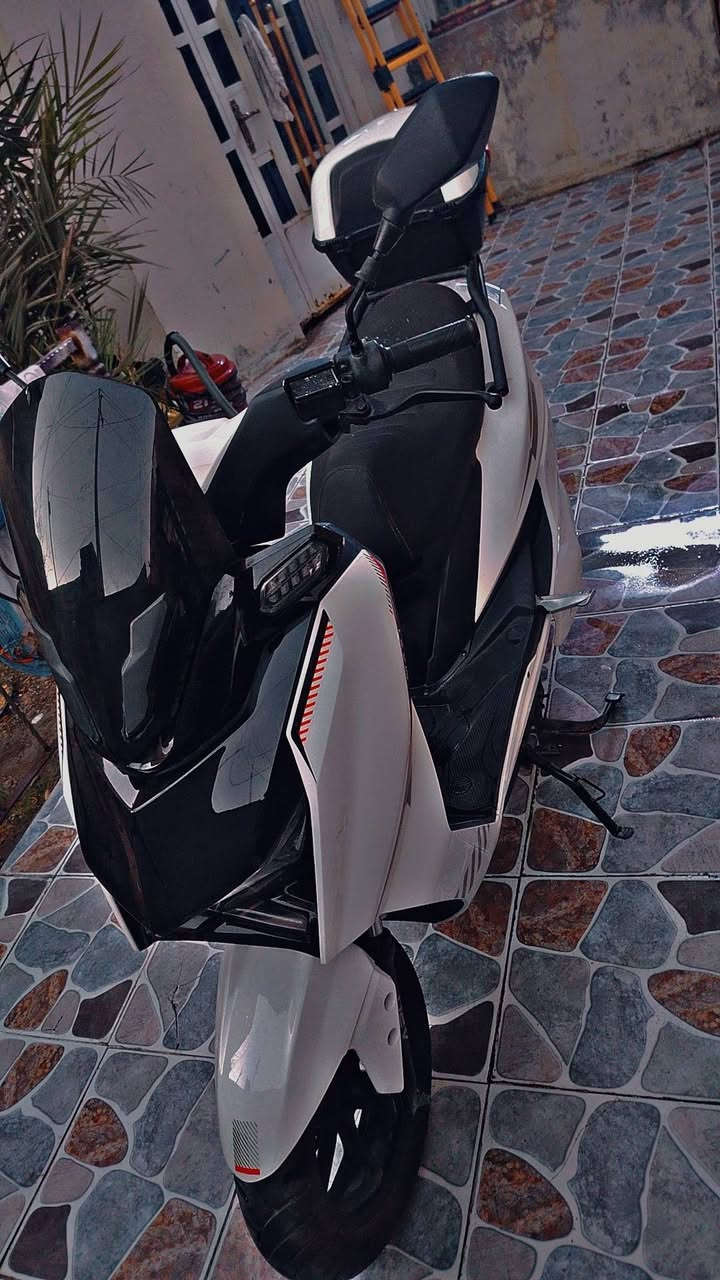 للبيع للتواصل ***********
