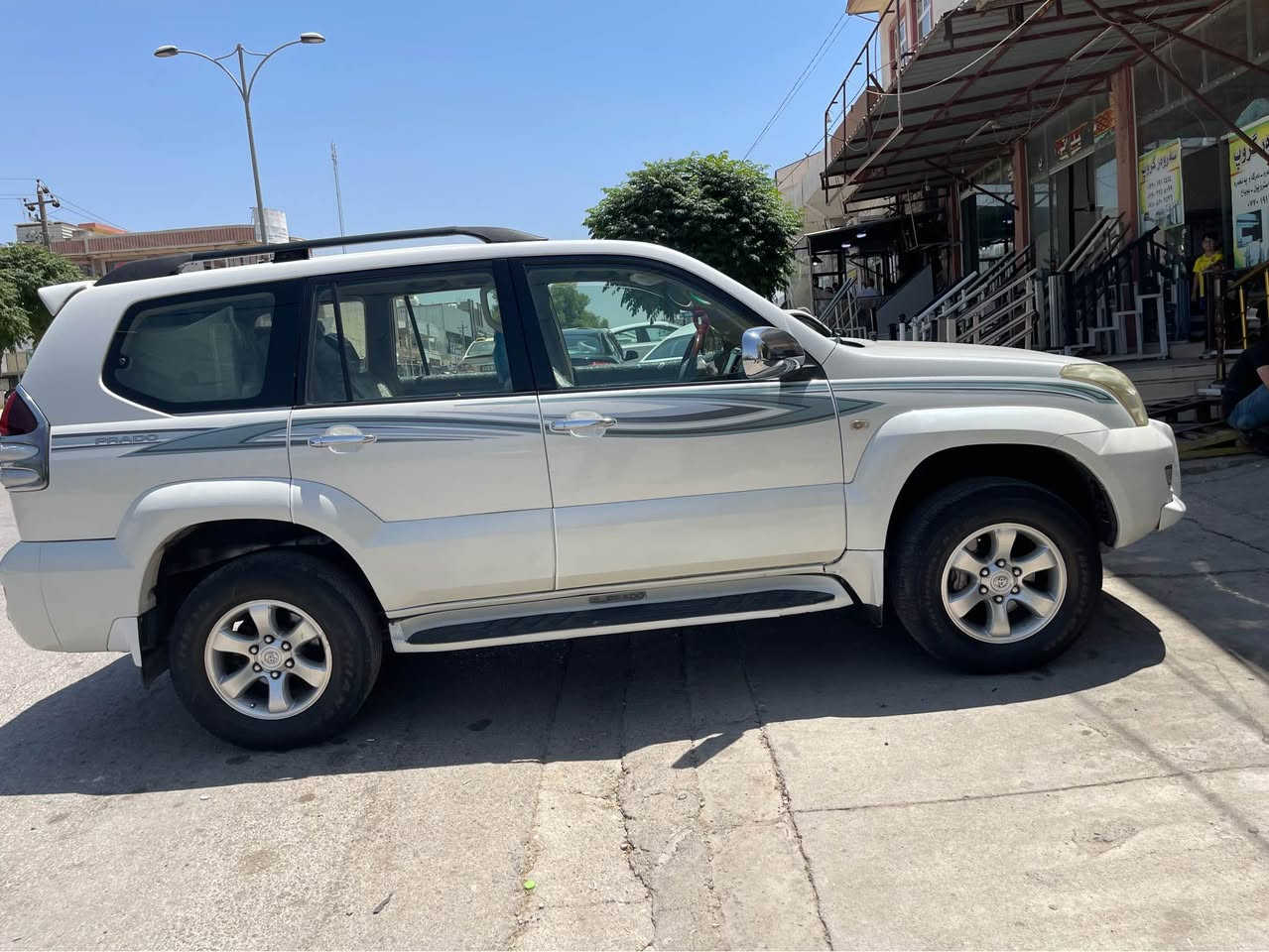 TOYOTA. PRADO. V4.
TOYOTA PRADO 2006
***********. واتساب

‎.ده بل اكسلا
كَيرى توماتيكه. !..
فوْرميكا
جوار جام کارەبا 
كَير توماتيك.
٣ ريز كوشن.
بى بوياح. پوستاله كانيش بوياح نيه.

ناوو ده رى لوك لوكه
ماشالله ده ويت سه ياره كه
بى سارده.
توندو تو له

بى مه سروفه مالى دوست
كَيرو مه كينه نه كراوەتەوه به شه رت ته بريد ساردو كَه رم به شه رت. السليمانية, العراق
