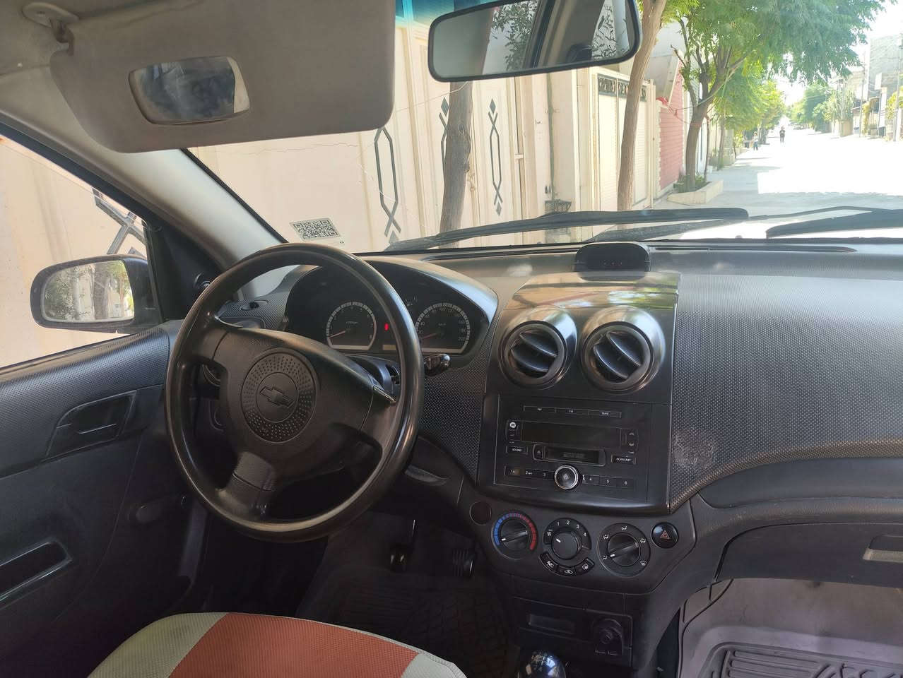 ئەڤیۆ 2007
چوار تایەی  تازە 
مەکینە گەورە 
تبریت  ساردو گەرم بەشەرت 
کامل مەسرەف کراوە هیچ مەسرەفی تێدانیە
مەکینە بەشەرت  نەکراوەتەوە 
شوێن قەڵادزێ
ژمارە مۆبایل  ***********
***********
نرخی 25  وەرەقەو محامەلە
