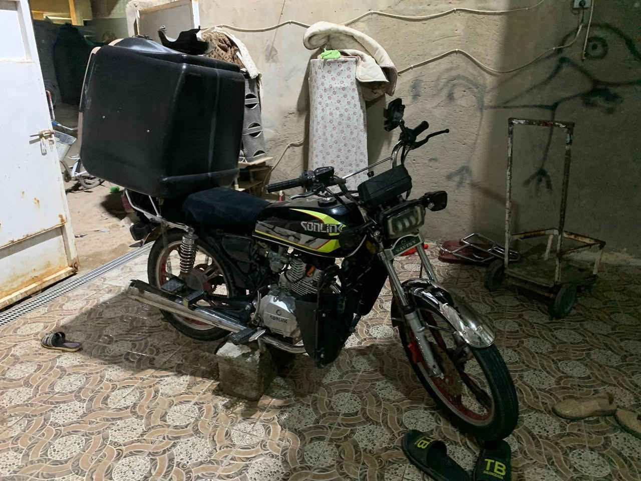 السلام عليكم دراجه للبيع محرك ممطخوخ سبانه مكفوله سعر ٥٥٠ وبيها مجال للشراي مكاتبه فقط تواصل واتساب فقط ***********
