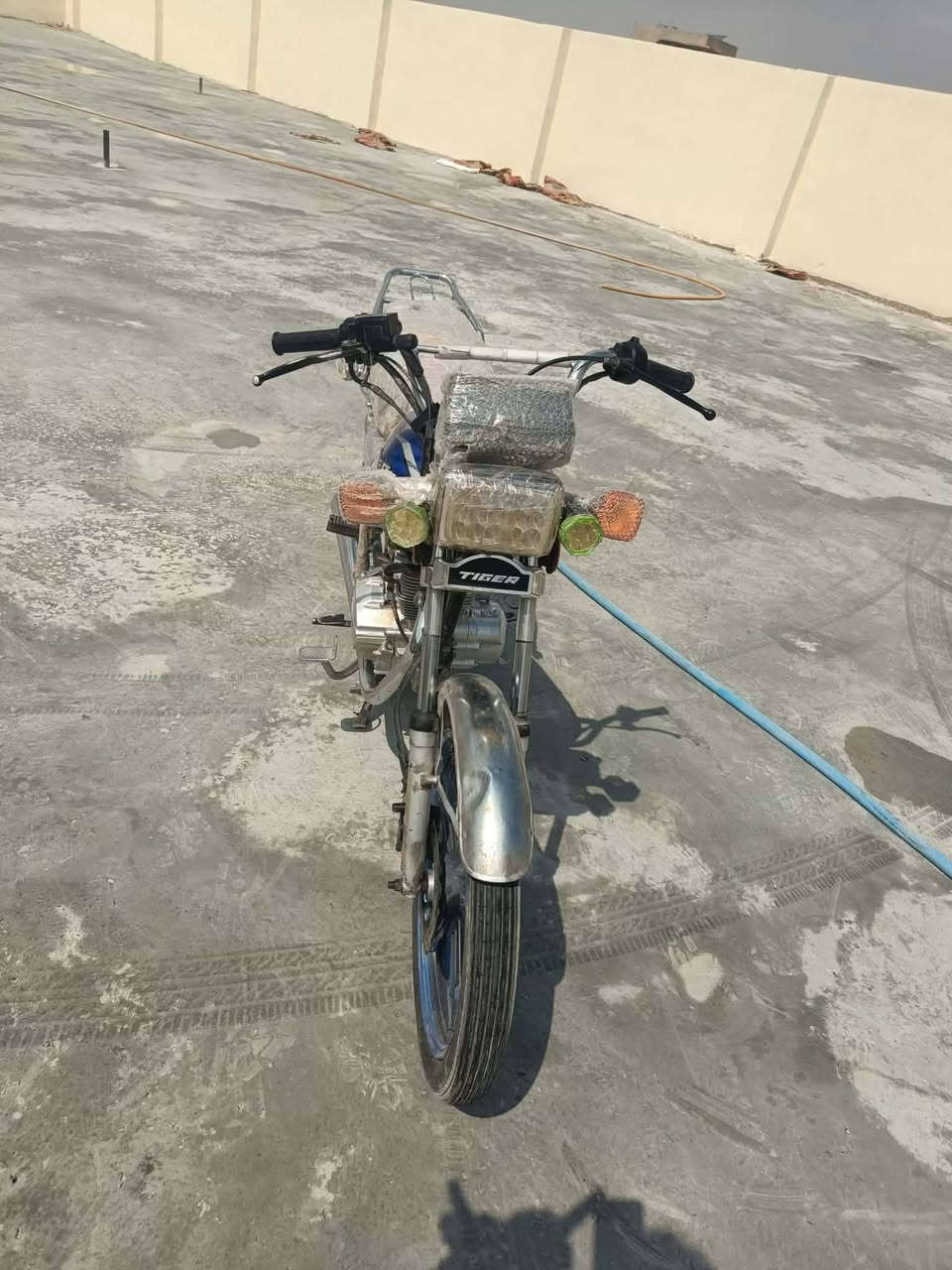 بعد السلام يوجد موطور تايكر خمسه كير مديل 2021 محرك كير شرط كهربائية كلها شغاله دبللات سلف كامل مكمل السعر 475 وبي مجال الاستفسار اكثر 
اتصل ‏‪***********‬‏
لا تراسل خاص اتصل وتدلل
