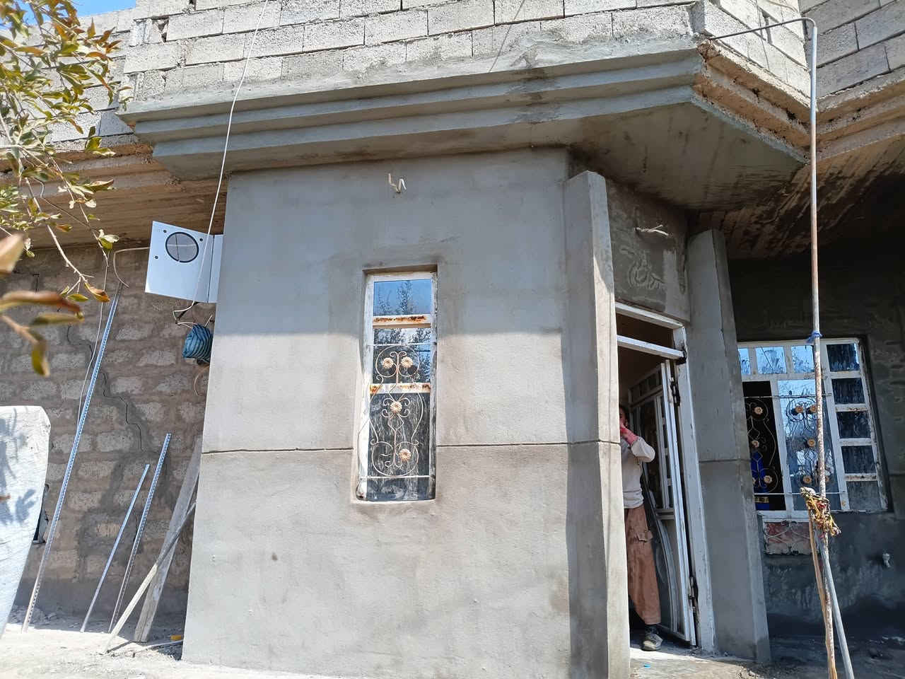 🏠 يتوفر كادر لبخ واجهات البيوت بأسعار مناسبة، مع توفر لبخ الجص وبجودة ممتازة.
📞 للاستفسار والحجز يرجى الاتصال.‎***********
