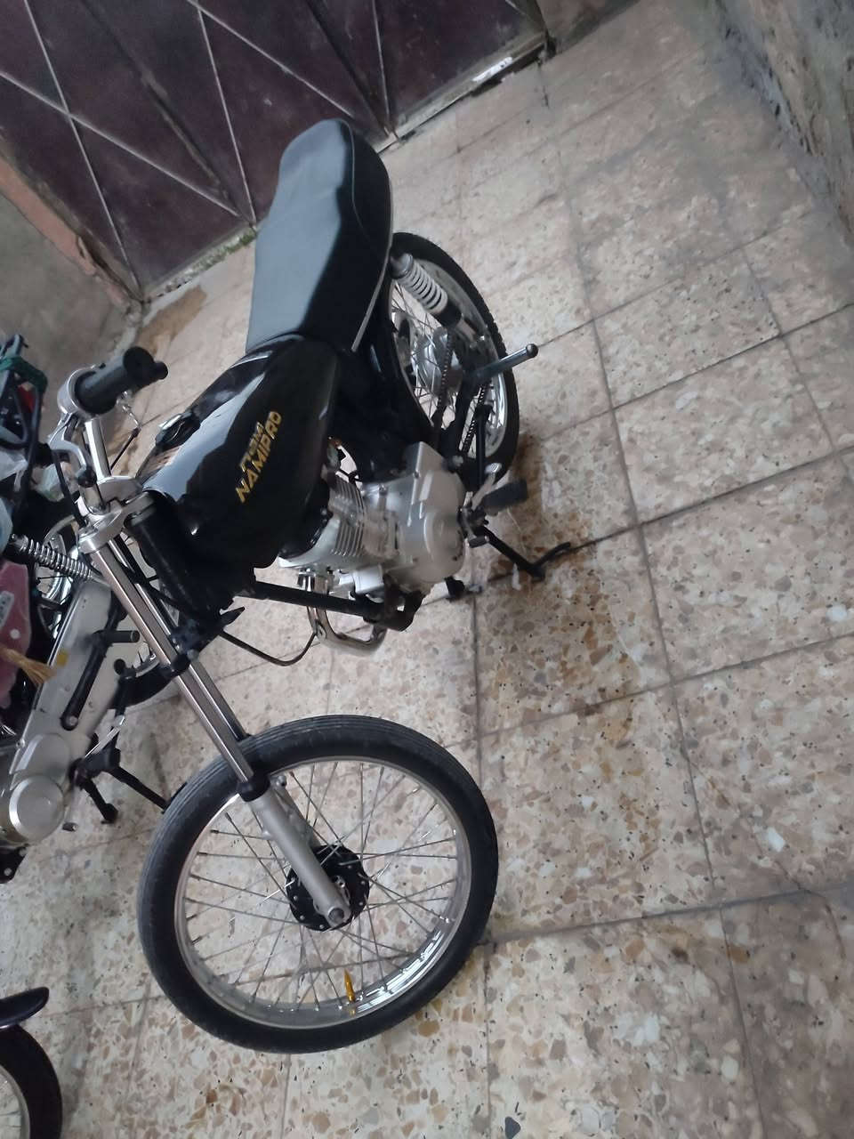 سلام عليكم دراجه امتنس تعمير كله 25 دراجه تخبل شلعه ومعدل سعر 450بيه مجال بصيط مكاني كربلاء حي عامل وهاذه رقمي ***********
