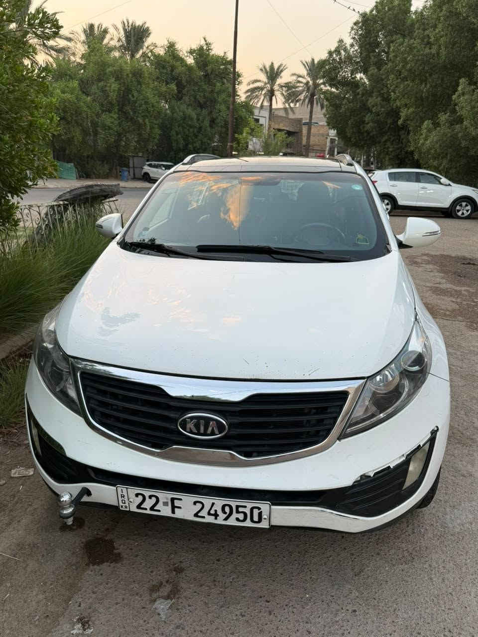 السلام عليكم للبيع كيا اسبورتج خليجيه موديل 12 رقم اربيل بسمي فول موصفات بيهه شاملغ لايمن طخه وقبق لصندوك تبديل مكينة 2000 كير ومكينه وتبريد وتخم تاير مكفولات مكان لسياره بغداد لسعر 110 لرقم ***********
