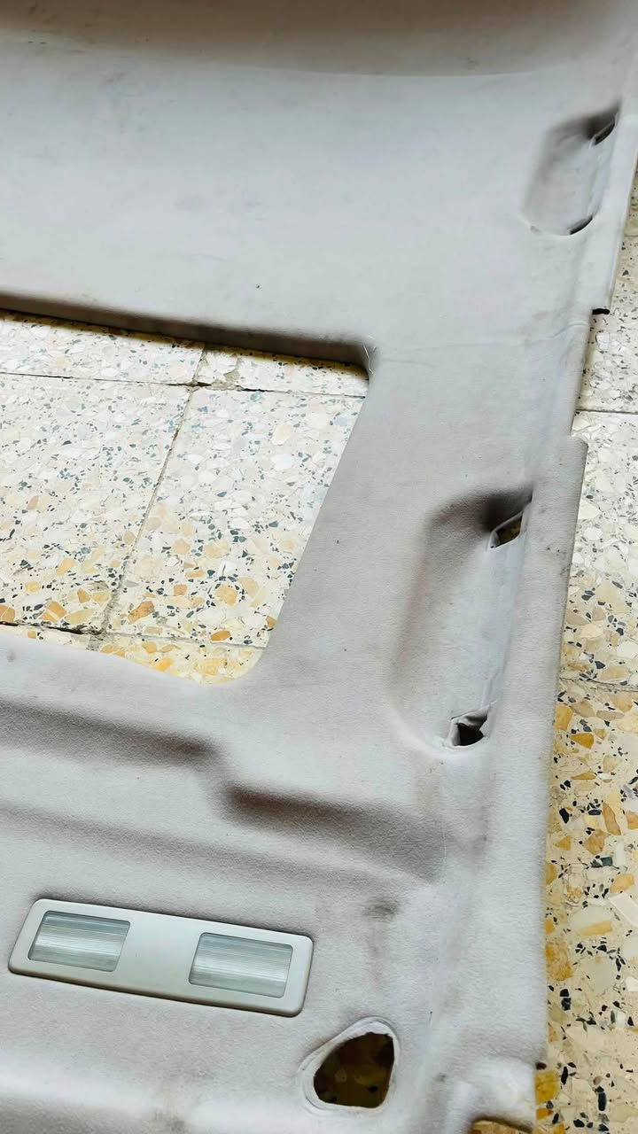السلام عليكم
سقف خفاش مال حاوية مدوشم مال خارج العراق شغل درجة اولى بدون كسر كامل مع كلوبات ولاقطه وقبق سلايت سعر175 بي مجال للطيبين
***********
مكاني موصل

