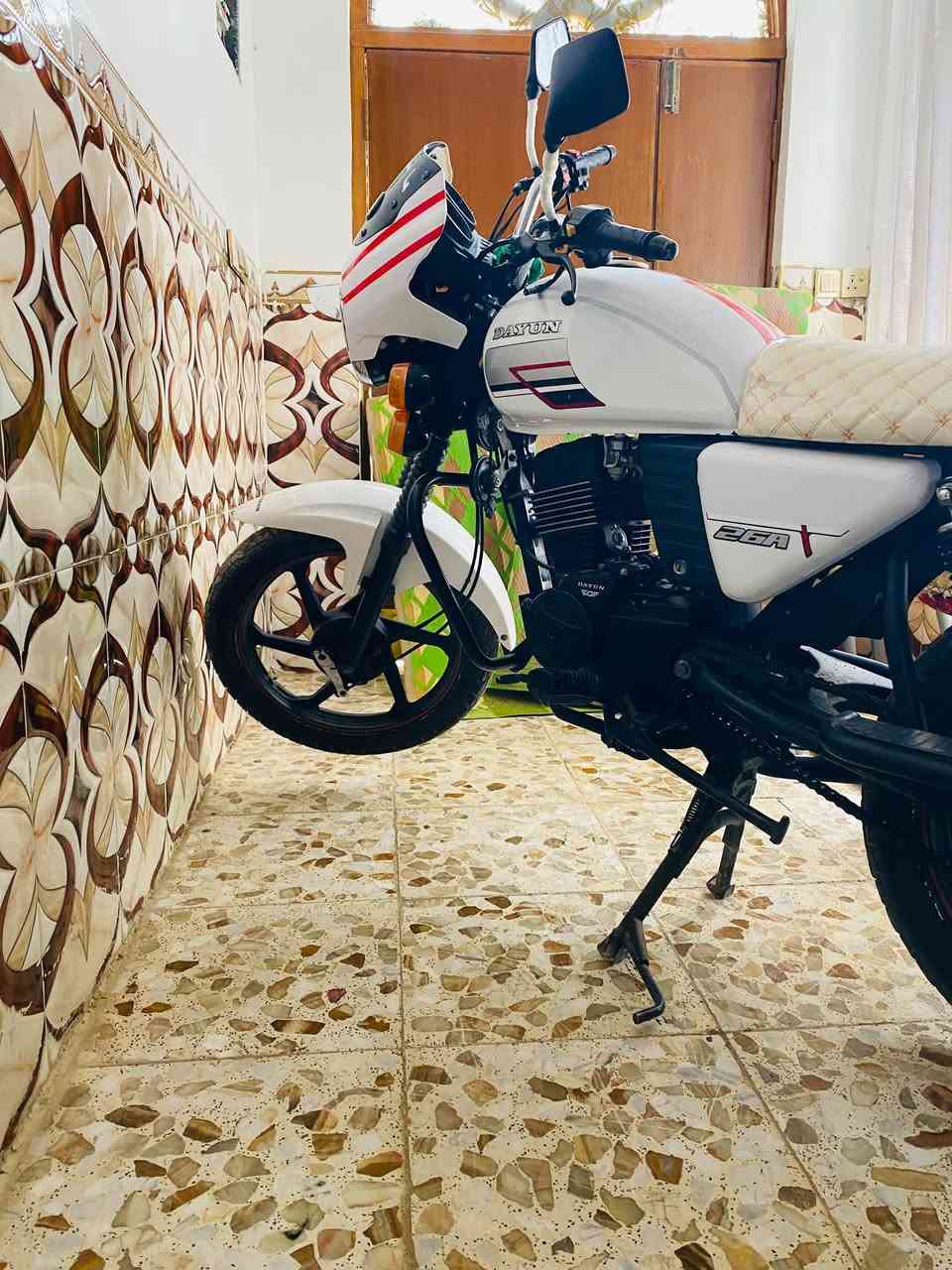 اللبيع دايوان موديل 22
الدراجه جديده ومكفوله ولباقي شوفت عينك 
***********
***********
