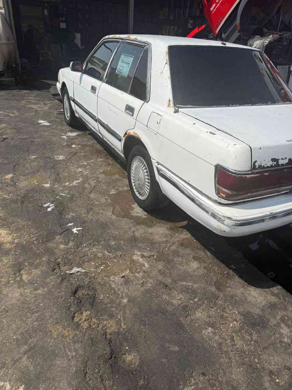 سلام عليكم البيع سيدان مكفولة من كصه و نقل جثه وضربه رقم سياره نبار راعيه شرعي بل البصره تخم تيرات حداديه حديده مكينه جديده 2ونص كارتون كير جديد كهربيت شقاله تبريد شقال هورن بوش بيه دواخل سياره كارتون سياره حلوه وجاهزه من كلش سياره مال بيت الف ماذب عليه مراوس راوس عادي العنوان البصره سعر 21 ورقه بيه تراي  خبل سياره  رقم هاتف *********** شراي خابر واني خادم
