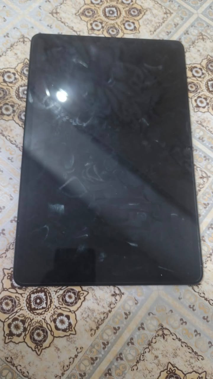 ايباد بوكو باد نظيف جدا وما مستعمل ثلاث اشهر بس التفاصيل بطاريه 10,000 ذاكره 256 التواصل على هذا الرقم***********السعر مناسب
