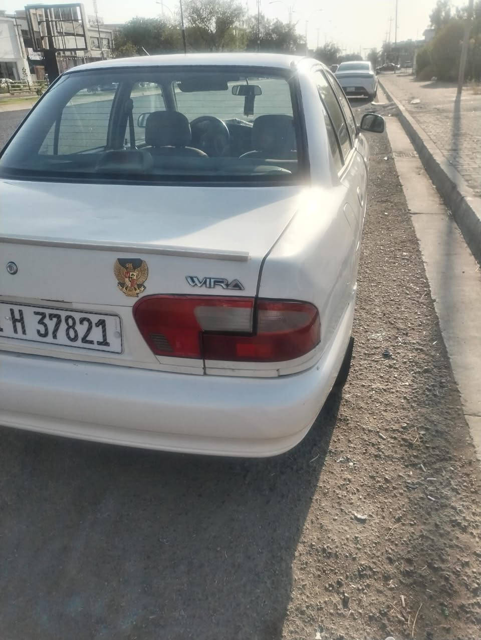 برتون 2004 سياره لوك مال بيت سياره جديده بيها قطعتين صبغ بدون دواخل مكاني كركوك حي نصر سعر 54تبريدثلج *********** مشروع وطني له 30
