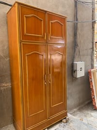 كنتور بابين مستعمل نجاره طابقين  يتفصخ السعر 190 العنون حله شارع ابو ا...