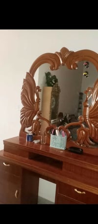 بوفيه • ميز تواليت • حي الخضراء