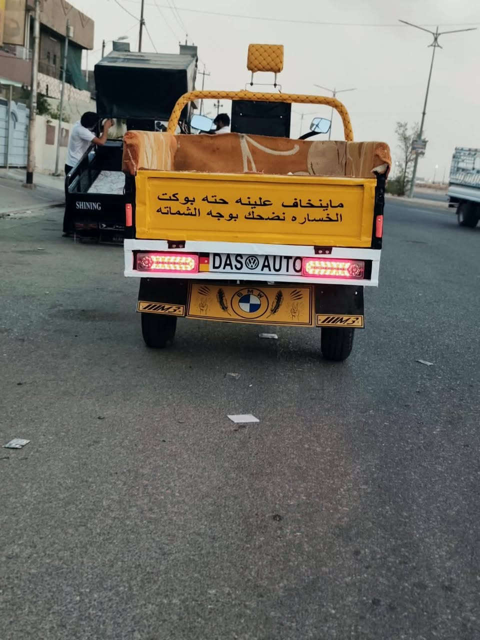 السلام عليكم ستوته صقر للبيع موديل 23 شرط ركبه شاصي محرك كهربائيات السعر 1900 وبيها مجال العنوان بغداد الراشديه ***********
