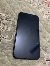 ايفون 11 • ١٢٨ • بطاريه ٧٤